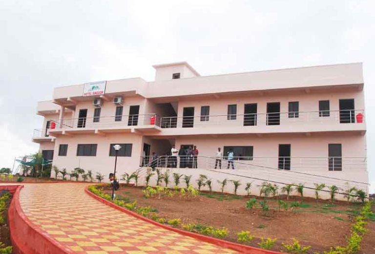 Nature's Retreat: Singoor Haritha Hotel – Where Serenity Meets Comfort